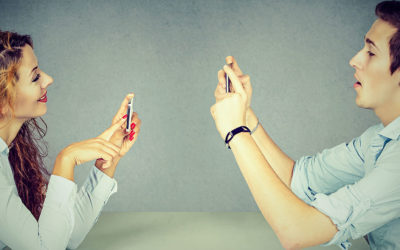 ¿Cómo influyen las redes sociales en el amor?